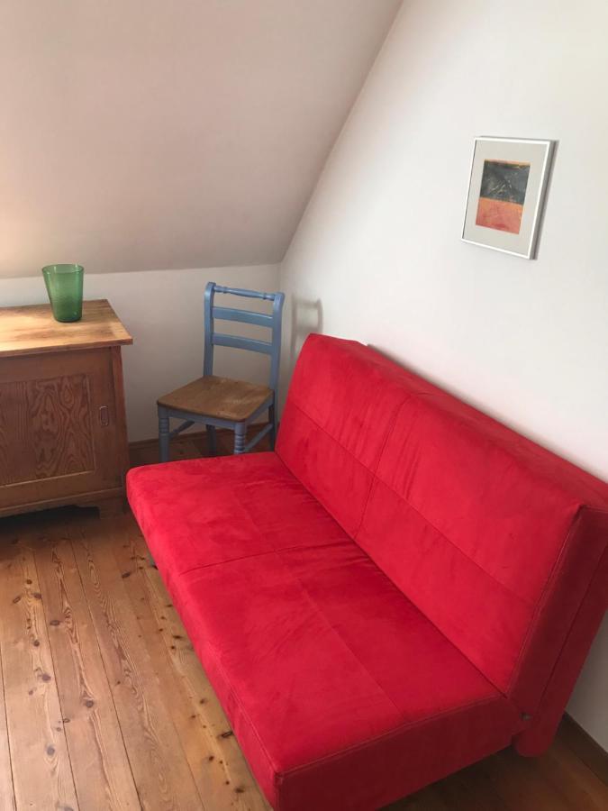 Charmante Altbau-Dg-Wohnung Мюнхен Екстериор снимка